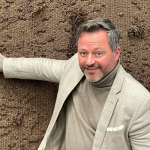 CSrugs verwelkomt Angelo Koenen als nieuwe agent voor de projectmarkt in Nederland