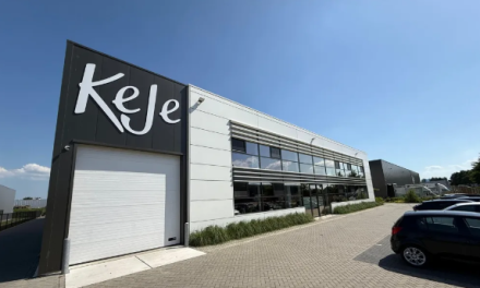Horren van KeJe Dronten binnenkort verkrijgbaar bij B&C Raamdecoratie