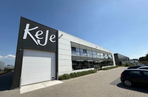 Horren van KeJe Dronten binnenkort verkrijgbaar bij B&C Raamdecoratie