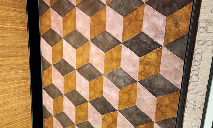 Behang Marktmonitor 2026 verschenen: retro en vintage behang mateloos populair